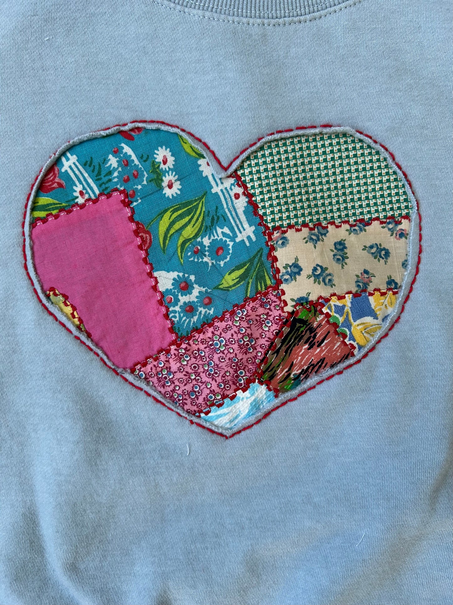 Vintage Quilt Heart Applique Cropped Sweatshirt