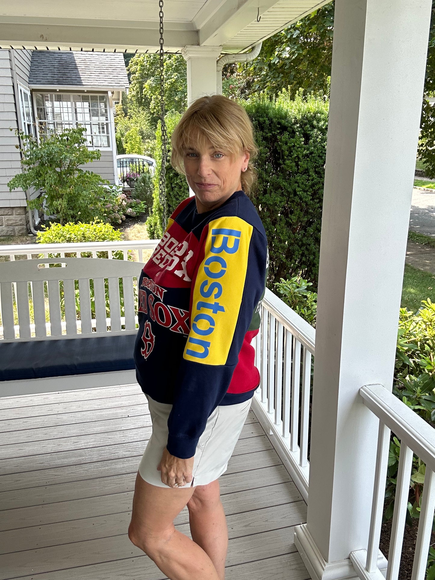 Boston Red Sox Womens Crew Neck - The Ultimate in Fan Gear - Womens Large